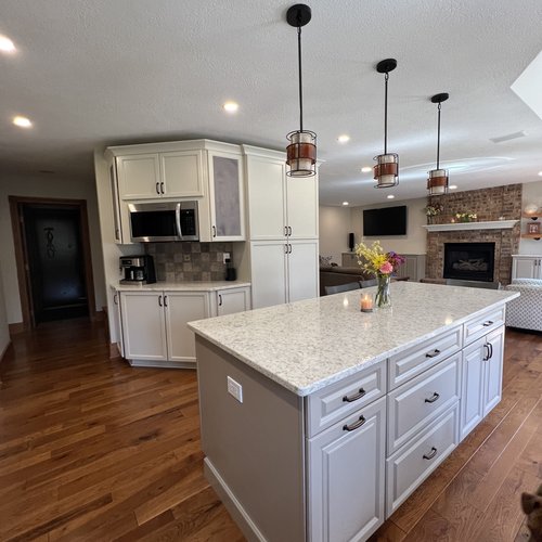 American-Flooring-Lansing-LVP-Gallery-Image-1